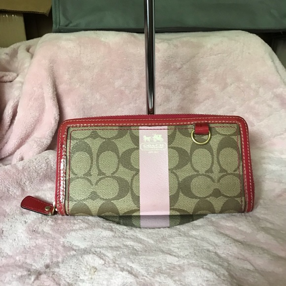 Coach Heritage Stripe Collection - Picture 6 of 14